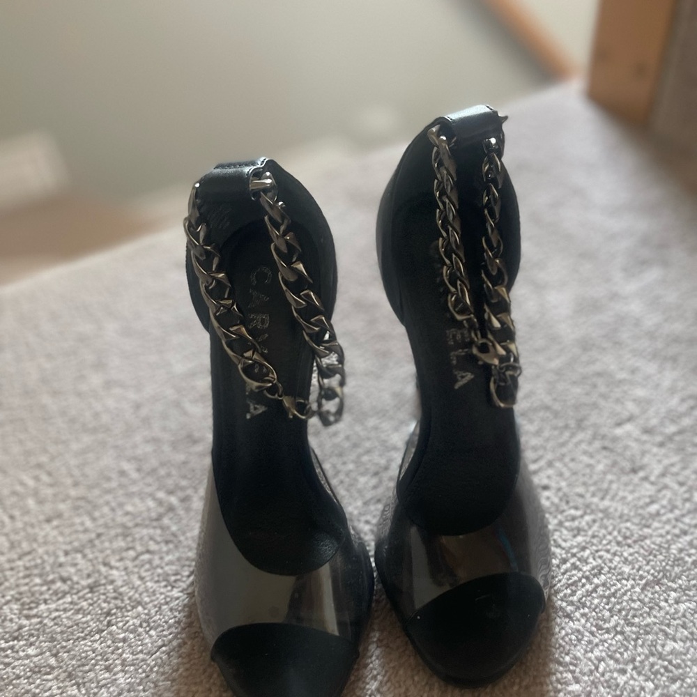 Black Carvela Rebel Chain-detail Heeled Sandals